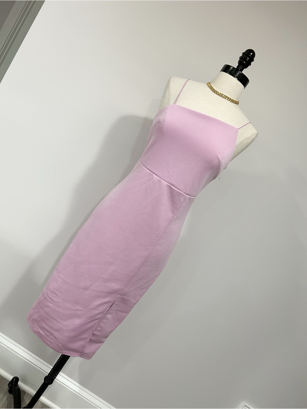 Slim-Fit Lilac Midi Dress with Square Neck